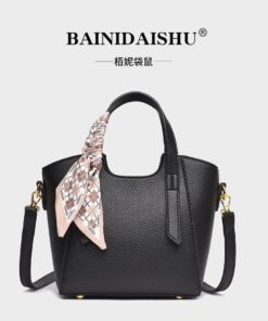 The Bainidaishu Signature Elegance Crossbody Handbag